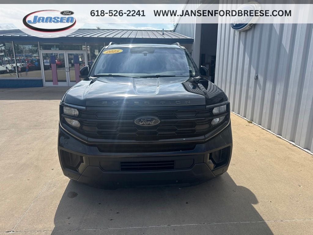 2025 Ford Expedition Active