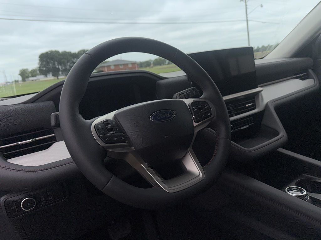 2026 Ford Explorer Active - Photo 13