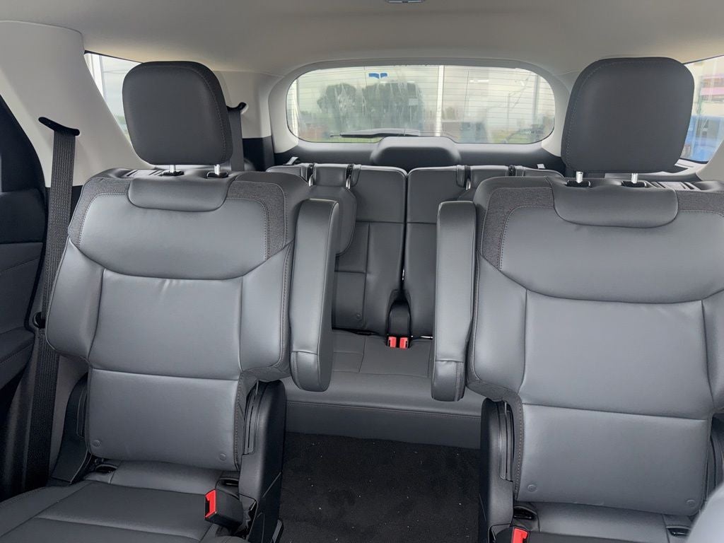 2026 Ford Explorer Active - Photo 14