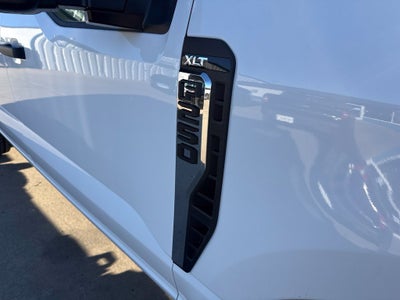 2027 Ford F-250SD XLT