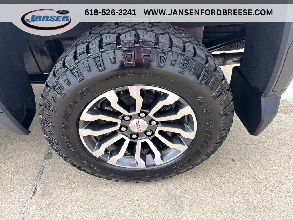 2023 GMC Sierra 1500 AT4