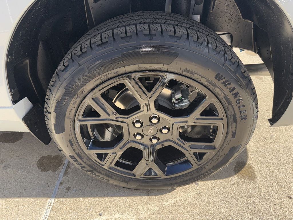 2026 Ford Maverick Lobo Standard
