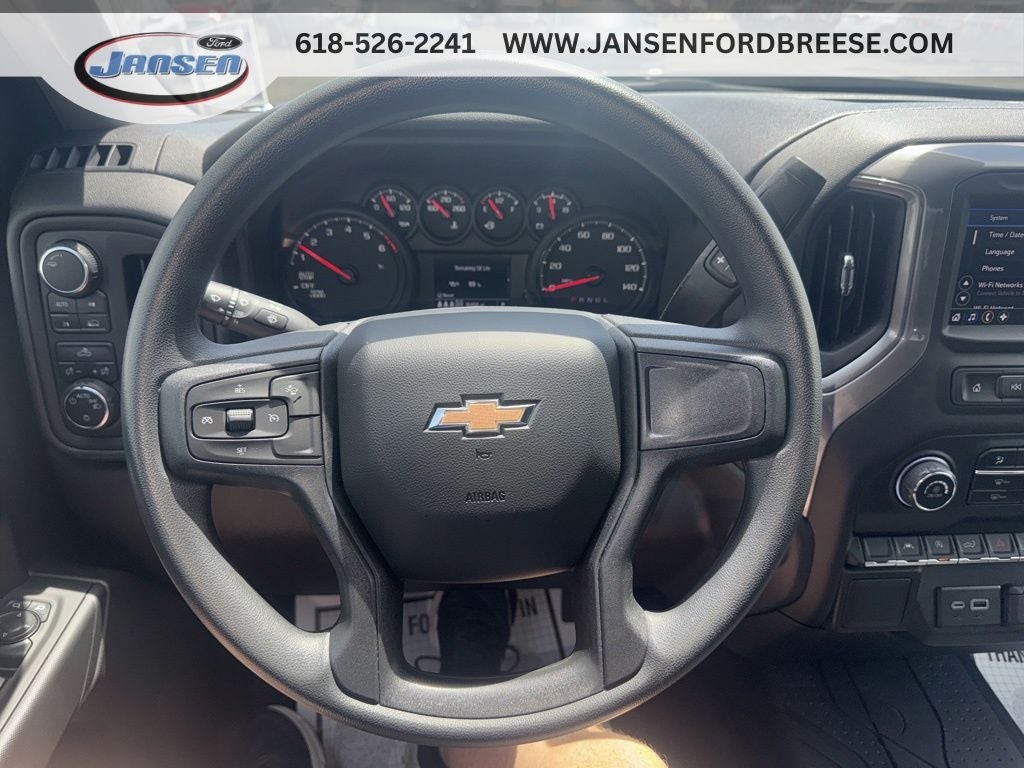 2025 Chevrolet Silverado 1500 Custom