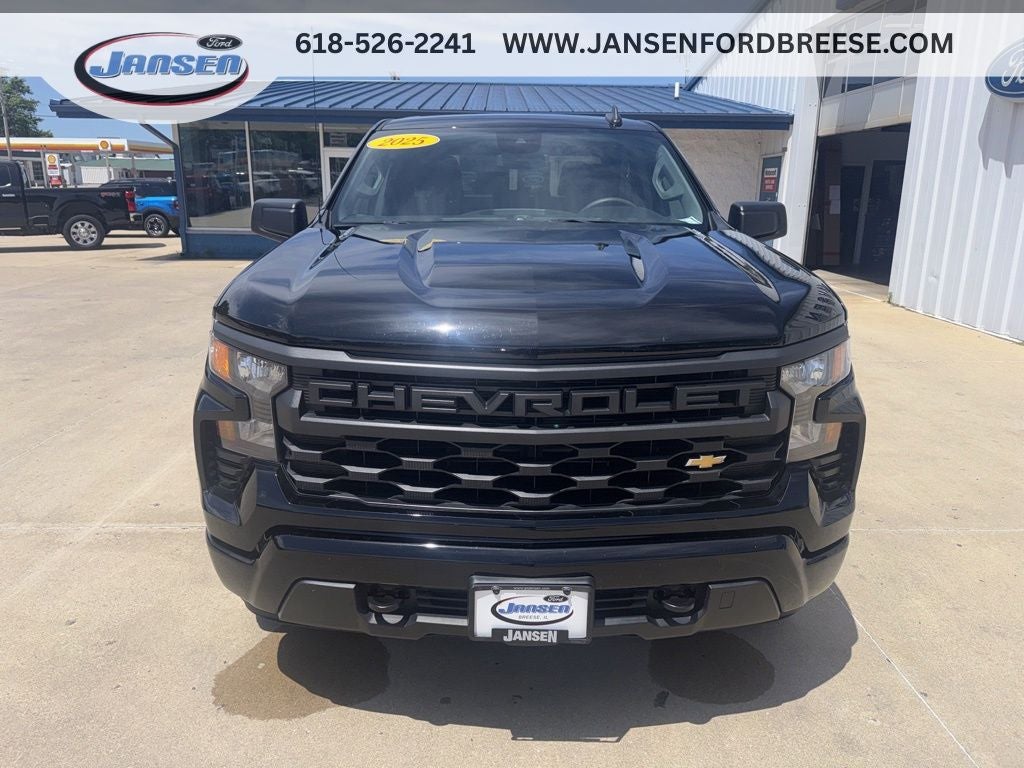 2025 Chevrolet Silverado 1500 Custom
