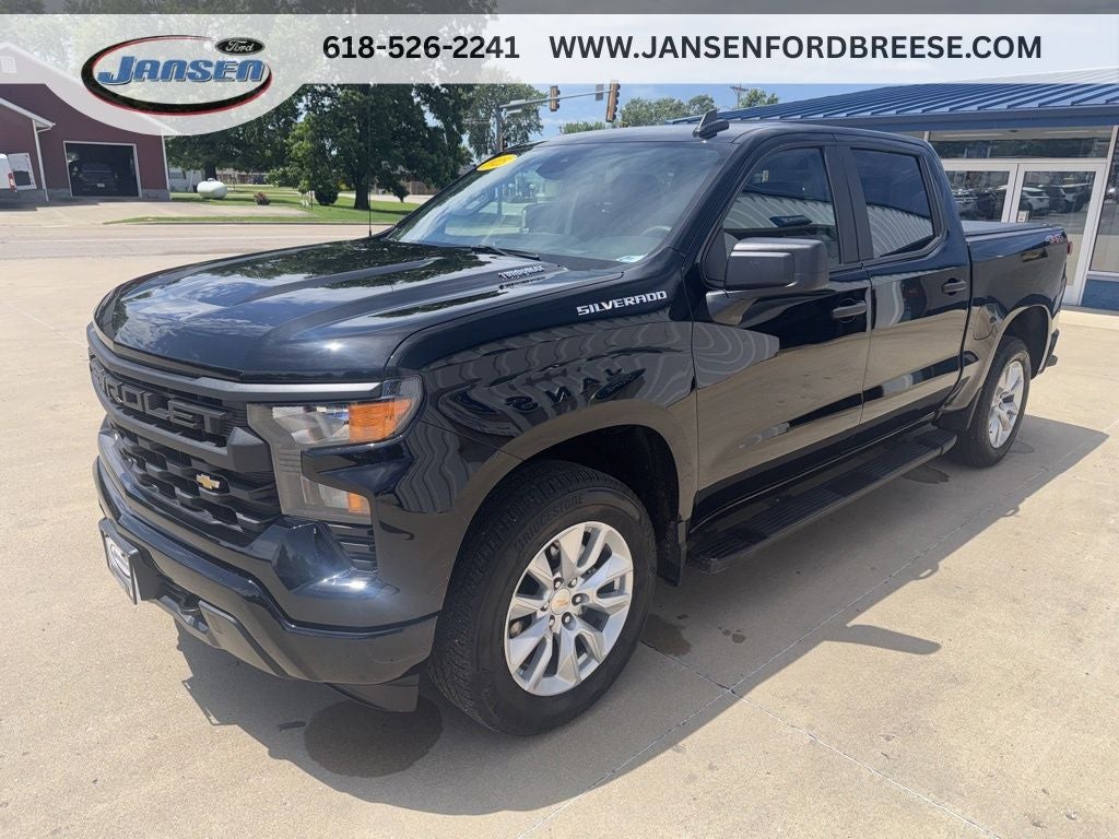 2025 Chevrolet Silverado 1500 Custom