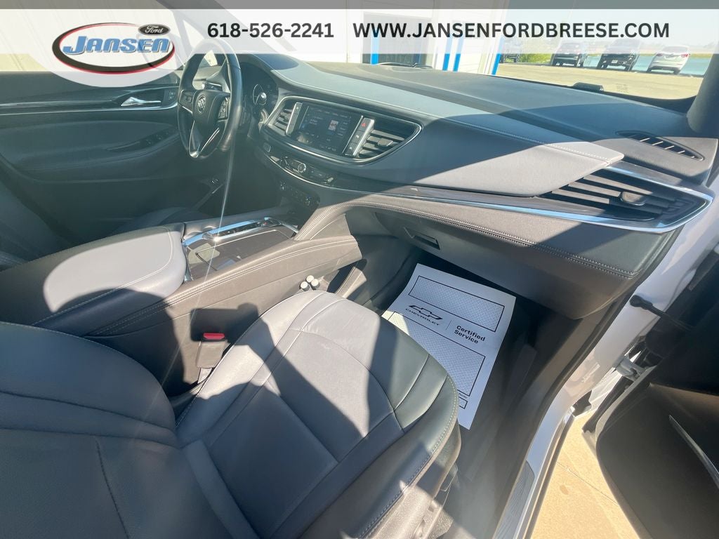 2023 Buick Enclave Essence
