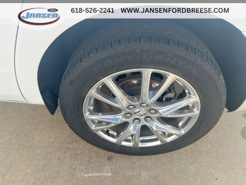 2023 Buick Enclave Essence