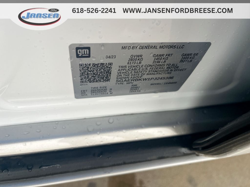 2023 Buick Enclave Essence