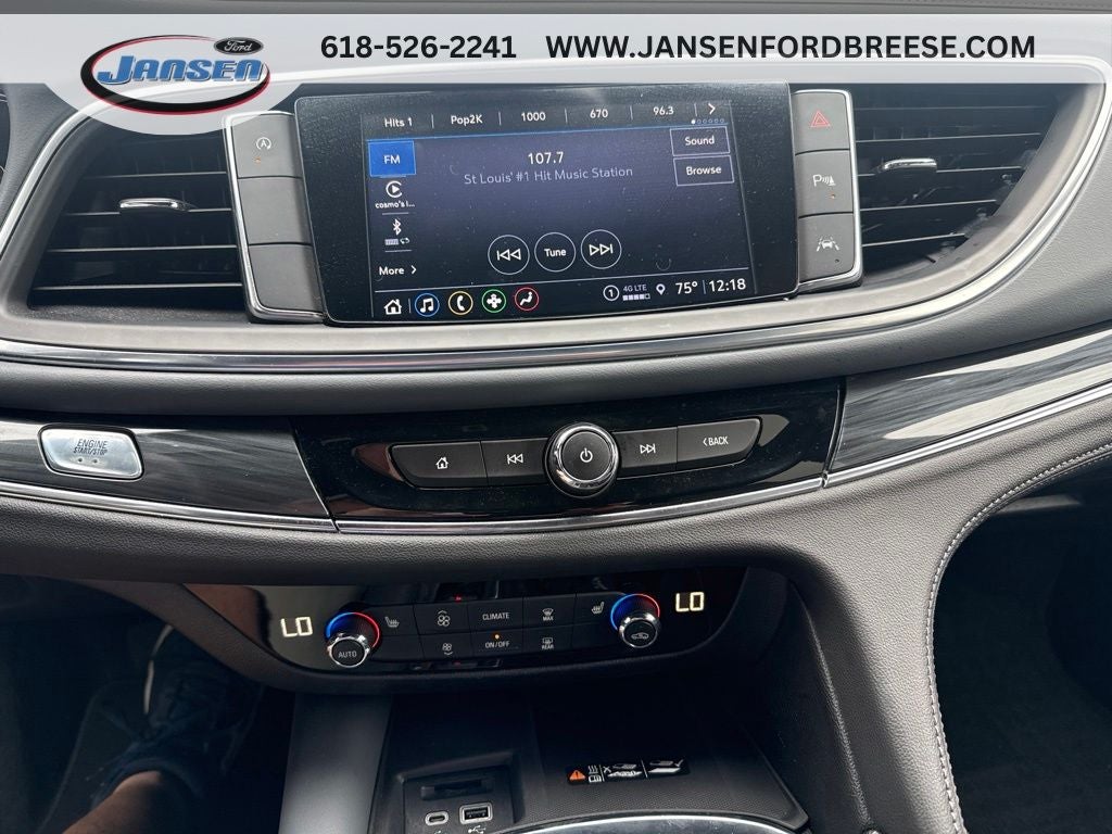 2023 Buick Enclave Essence