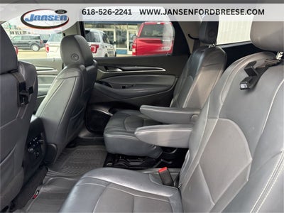 2018 Buick Enclave Essence