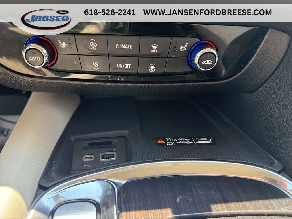 2024 Buick Enclave Essence