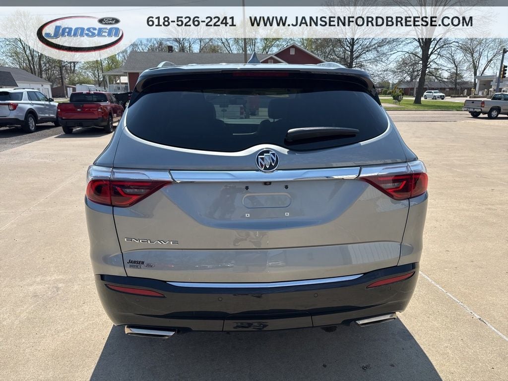 2024 Buick Enclave Essence